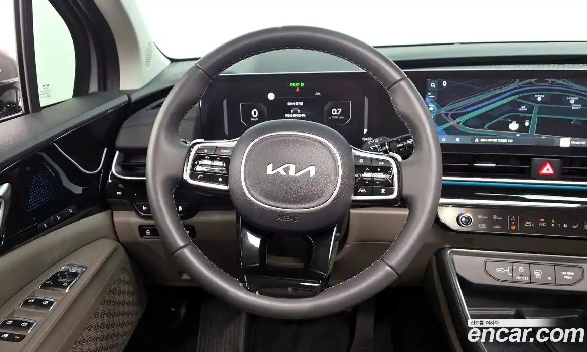 Kia Canival 2025 3.5 Автомат в Москве № 15420, фото 13