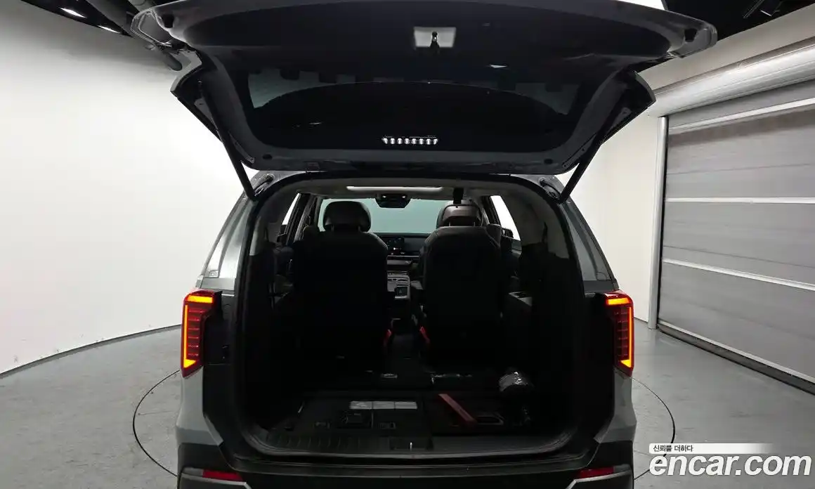 Kia Canival 2025 3.5 Автомат в Москве № 15420, фото 20