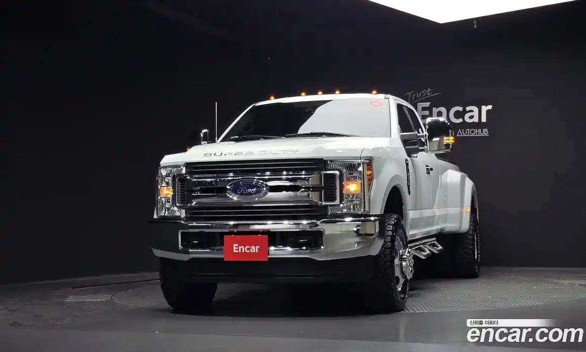 Ford F350 2019 6.2 Автомат в Москве № 160970, фото 14