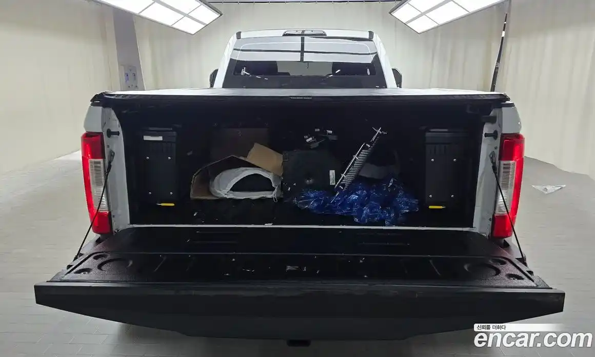 Ford F350 2019 6.2 Автомат в Москве № 160970, фото 19