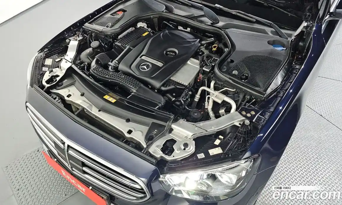 Mercedes-Benz E-Class 2022 2.0 Автомат в Москве № 161601, фото 6