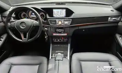 Mercedes-Benz E-Class, 2015