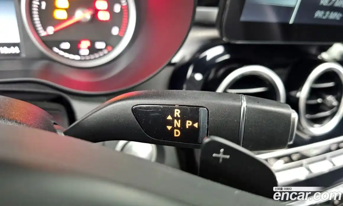 Mercedes-Benz C-Class 2017 1.6 Автомат в Москве № 162032, фото 16