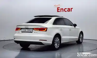 Audi A3 2015 1.6 Автомат в Москве № 163775, миниатюра 8