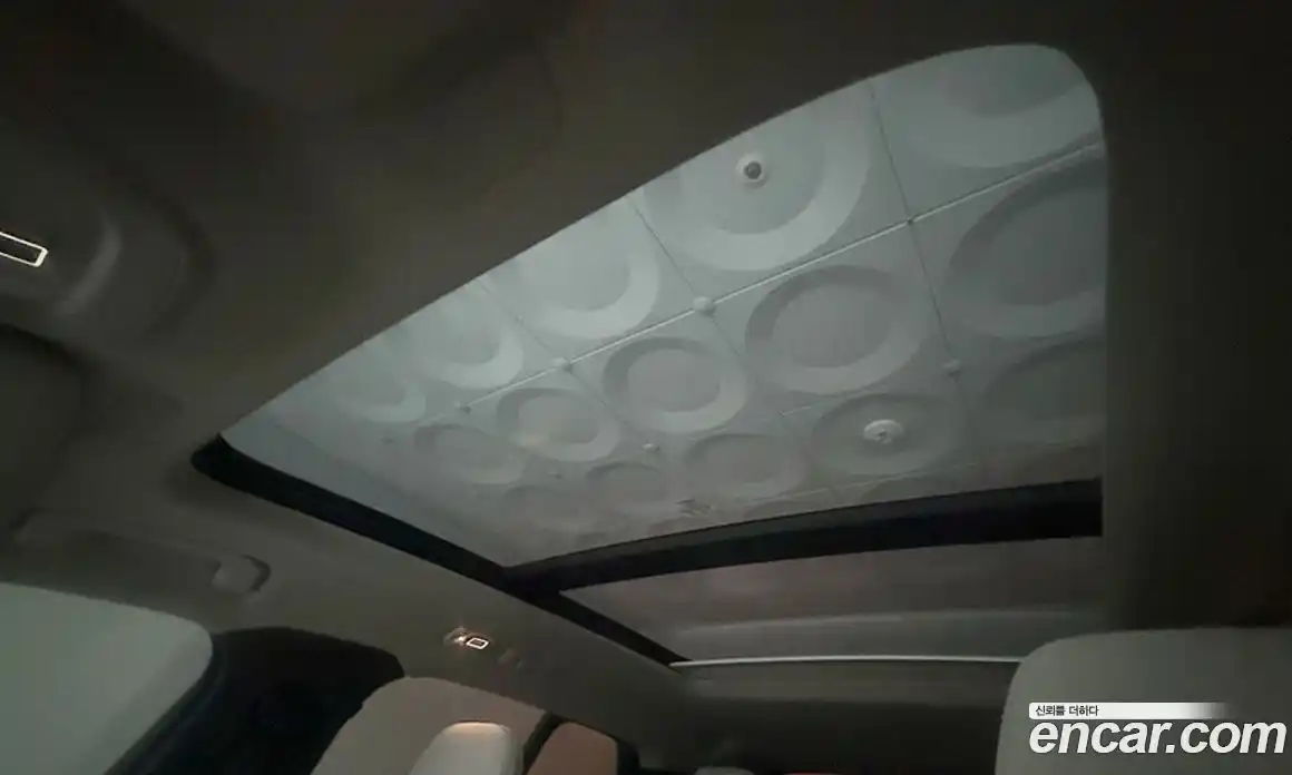 Volvo XC40 2023 2.0 Автомат в Москве № 164750, фото 13