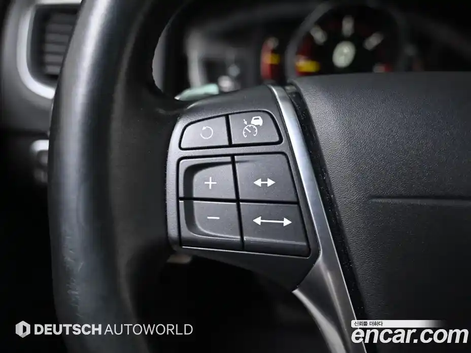 Volvo V60 2018 2.0 Автомат в Москве № 164880, фото 18