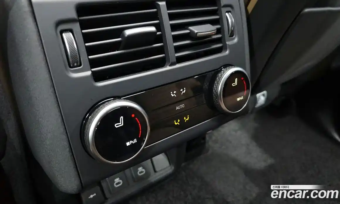 Land Rover Discovery 2024 3.0 Автомат в Москве № 166060, фото 7