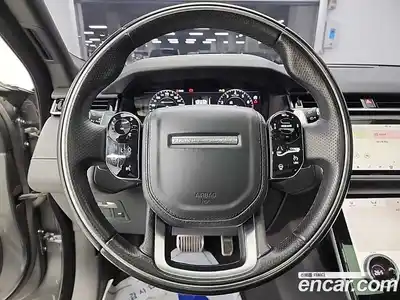 Land Rover Range-Rover Velar 2018 3.0 Автомат в Москве № 166624, миниатюра 9