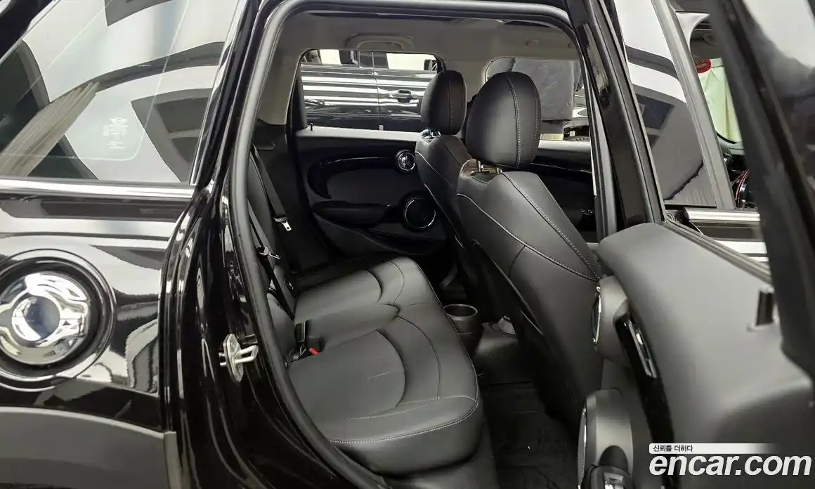 Mini Cooper 2020 2.0 Автомат в Москве № 166945, фото 9