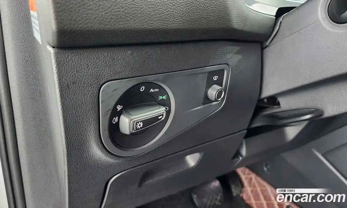 Volkswagen Tiguan 2023 2.0 Автомат в Москве № 168522, фото 14