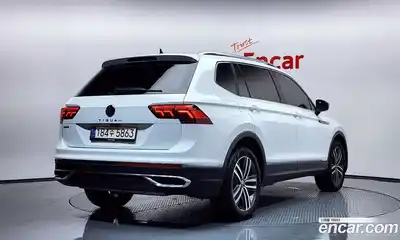 Volkswagen Tiguan 2023 2.0 Автомат в Москве № 168522, миниатюра 2