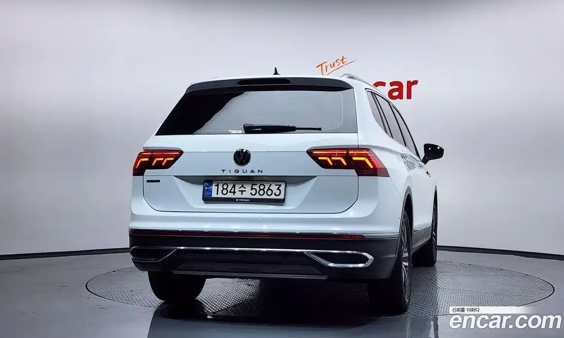 Volkswagen Tiguan 2023 2.0 Автомат в Москве № 168522, фото 4
