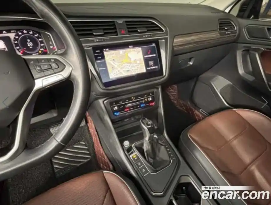 Volkswagen Tiguan 2023 2.0 Автомат в Москве № 168522, фото 9