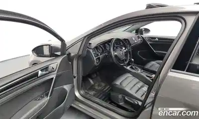 Volkswagen Golf 2014 1.4 Автомат в Москве № 168973, миниатюра 12