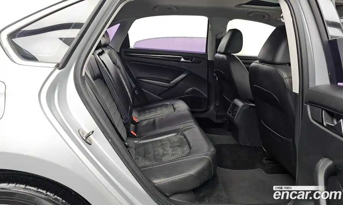 Volkswagen Passat 2014 2.0 Автомат в Москве № 168995, фото 19