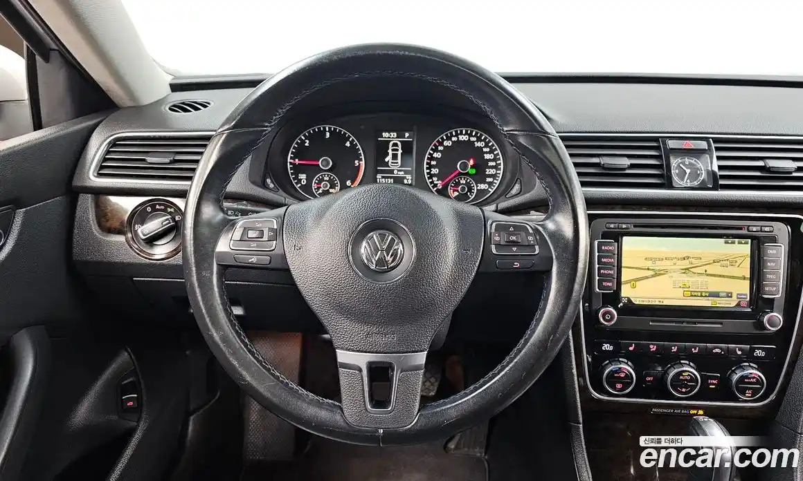 Volkswagen Passat 2014 2.0 Автомат в Москве № 168995, фото 9