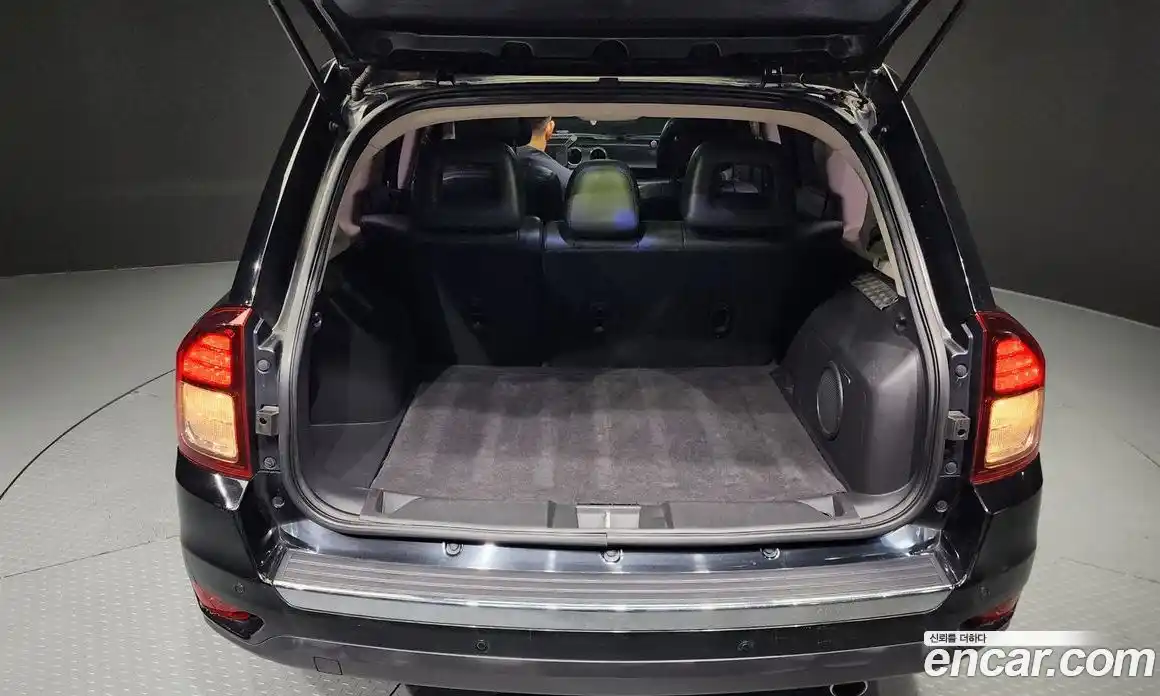 Jeep Compass 2014 2.4 Автомат в Москве № 169773, фото 20