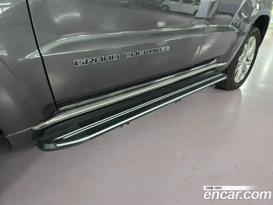 Jeep Cherokee 2021 3.6 Автомат в Москве № 170046, фото 15