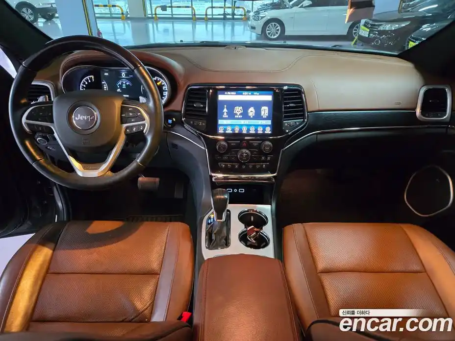 Jeep Cherokee 2021 3.6 Автомат в Москве № 170046, фото 9