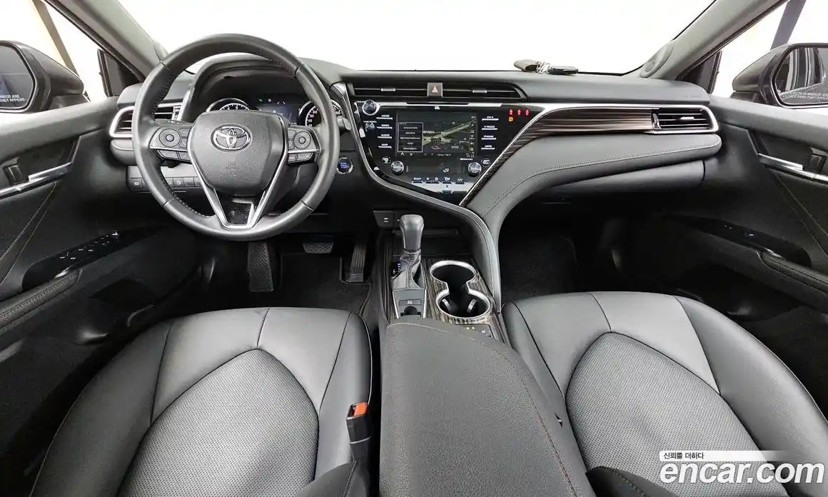 Toyota Camry 2018 2.5 Автомат в Москве № 170194, фото 16