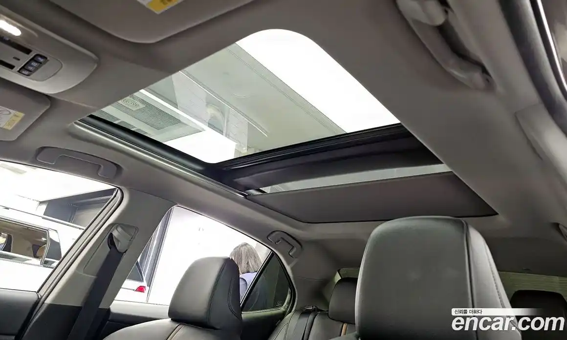 Toyota Camry 2018 2.5 Автомат в Москве № 170194, фото 5