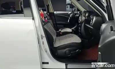 Mini Countryman 2011 1.6 Автомат в Москве № 175340, миниатюра 11