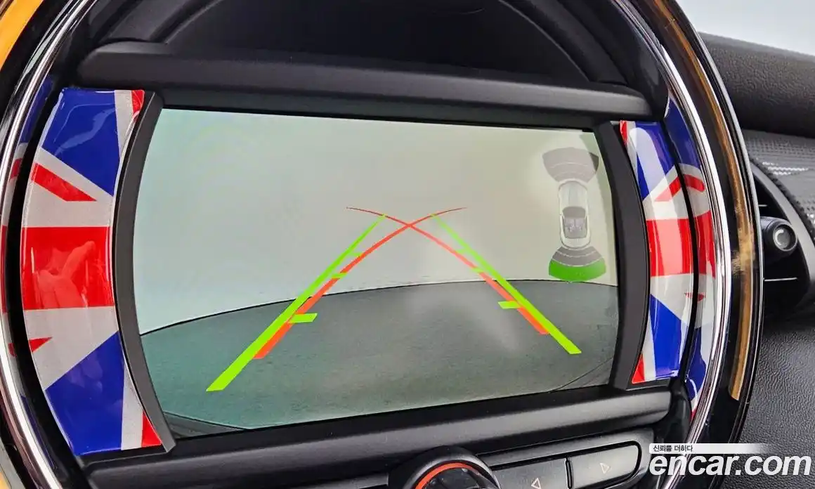 Mini Cooper 2016 1.5 Автомат в Москве № 178654, фото 16