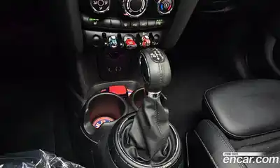 Mini Cooper 2016 1.5 Автомат в Москве № 178654, миниатюра 9