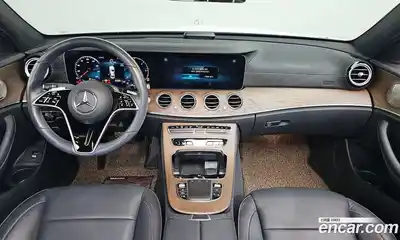 Mercedes-Benz E-Class, 2022