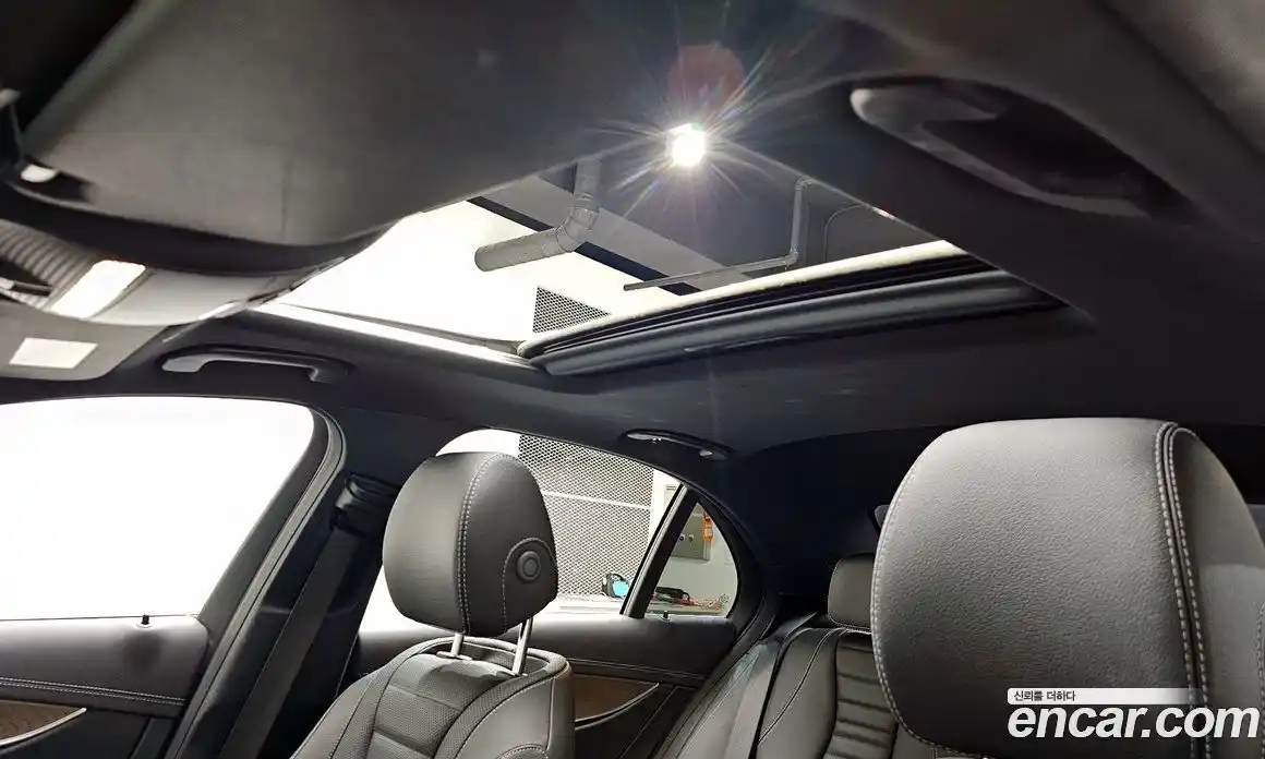 Mercedes-Benz E-Class 2022 1.9 Автомат в Москве № 183566, фото 11