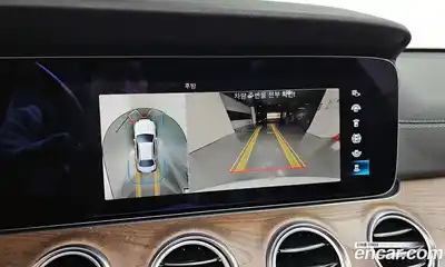 Mercedes-Benz E-Class 2022 1.9 Автомат в Москве № 183566, миниатюра 12