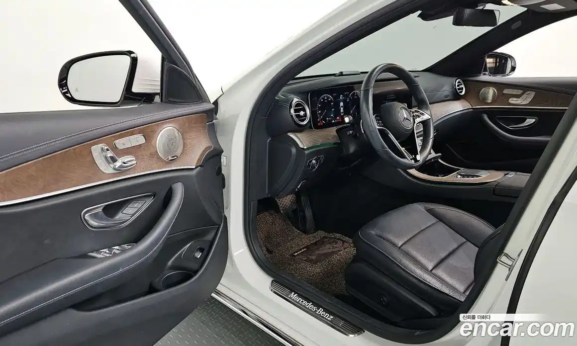 Mercedes-Benz E-Class 2022 1.9 Автомат в Москве № 183566, фото 7