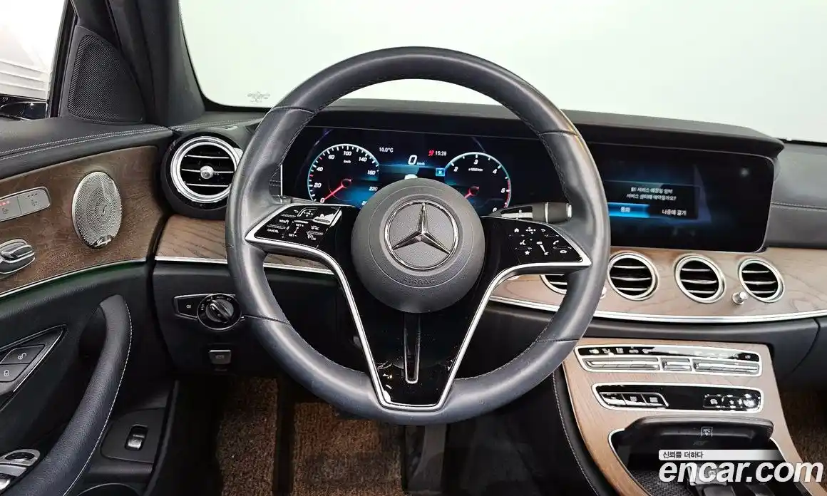 Mercedes-Benz E-Class 2022 1.9 Автомат в Москве № 183566, фото 8