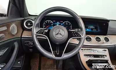 Mercedes-Benz E-Class 2022 1.9 Автомат в Москве № 183566, миниатюра 8