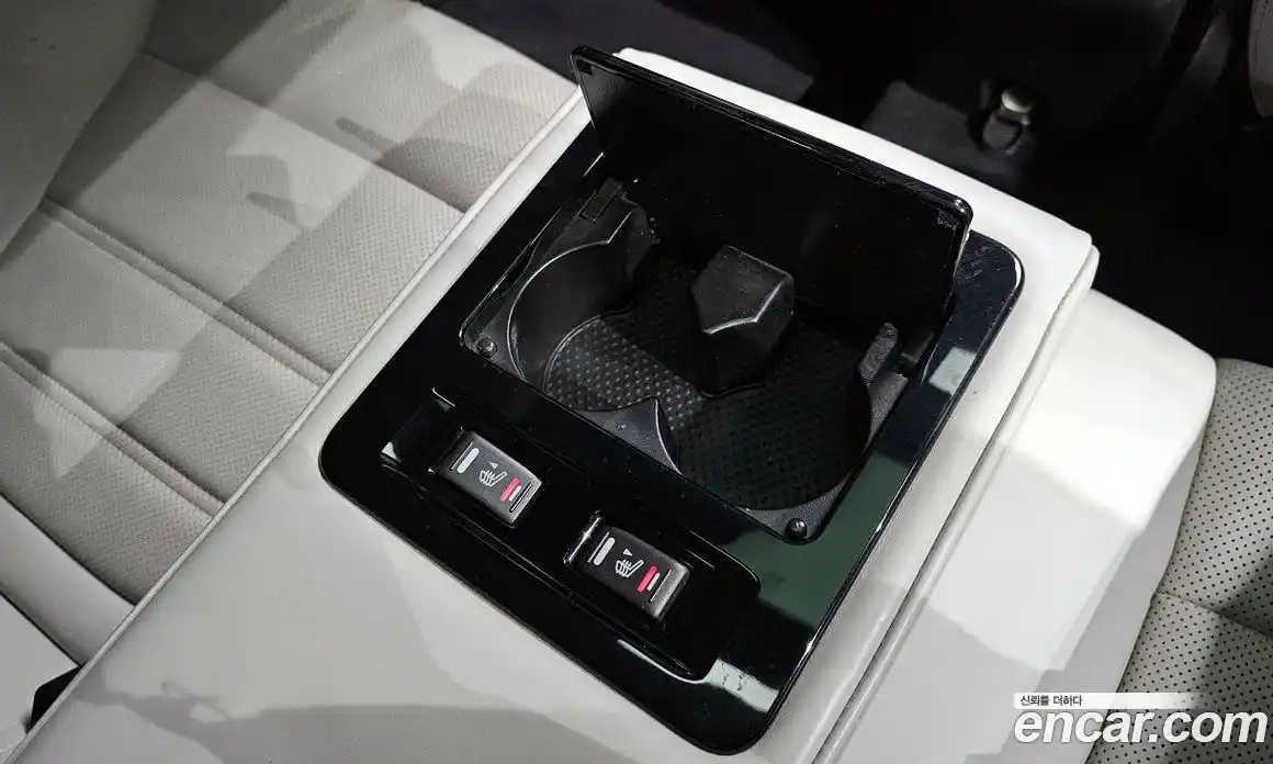 Renault SM6 2016 1.6 Автомат в Москве № 183731, фото 10