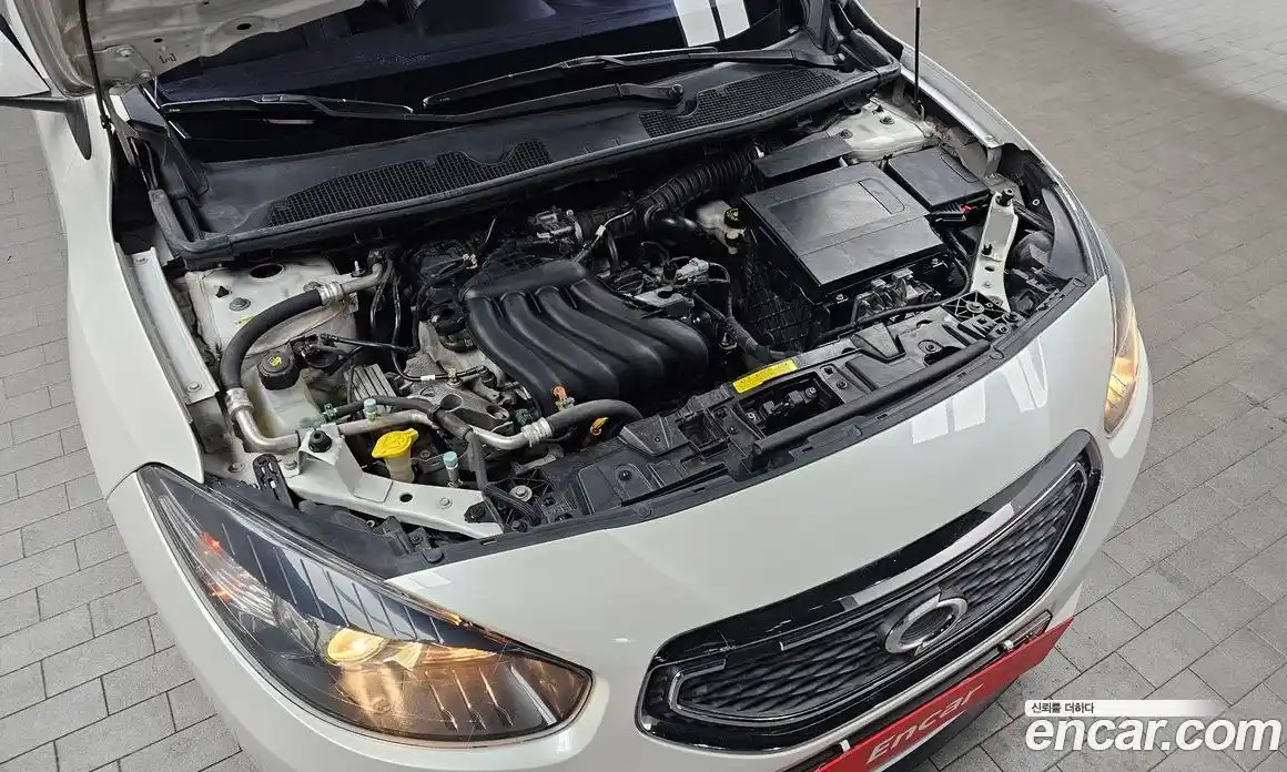 Renault SM3 2014 1.6 Автомат в Москве № 183808, фото 11