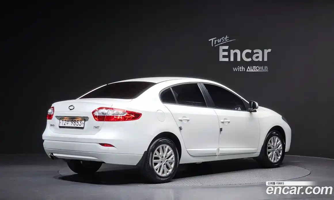 Renault SM3 2014 1.6 Автомат в Москве № 183808, фото 15