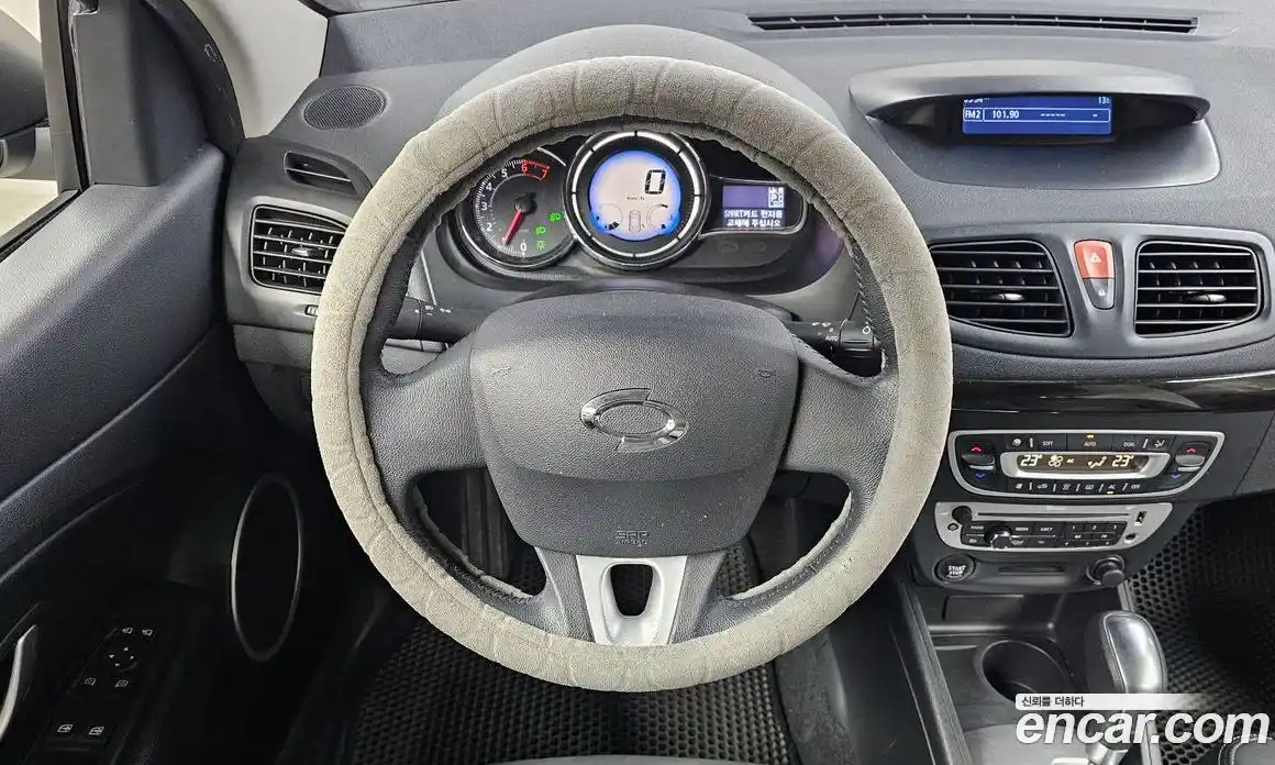 Renault SM3 2014 1.6 Автомат в Москве № 183808, фото 17