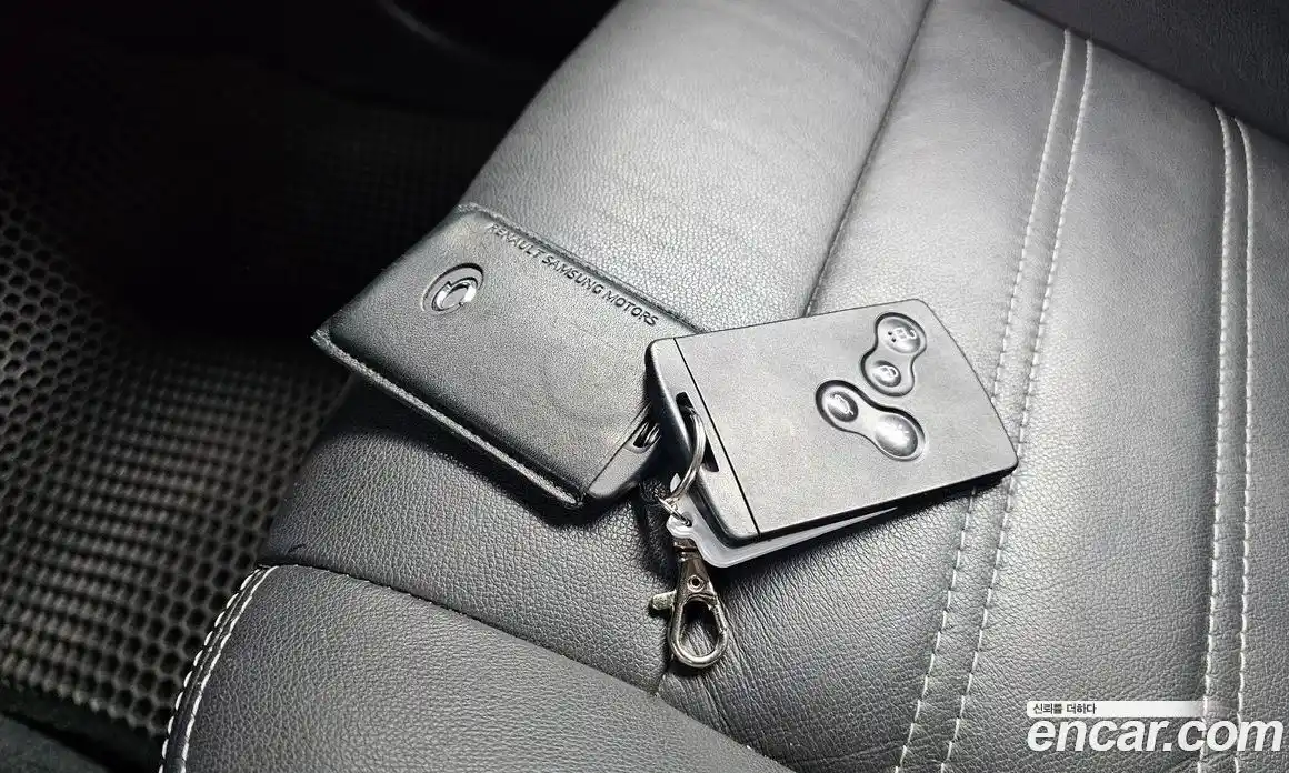 Renault SM3 2014 1.6 Автомат в Москве № 183808, фото 19