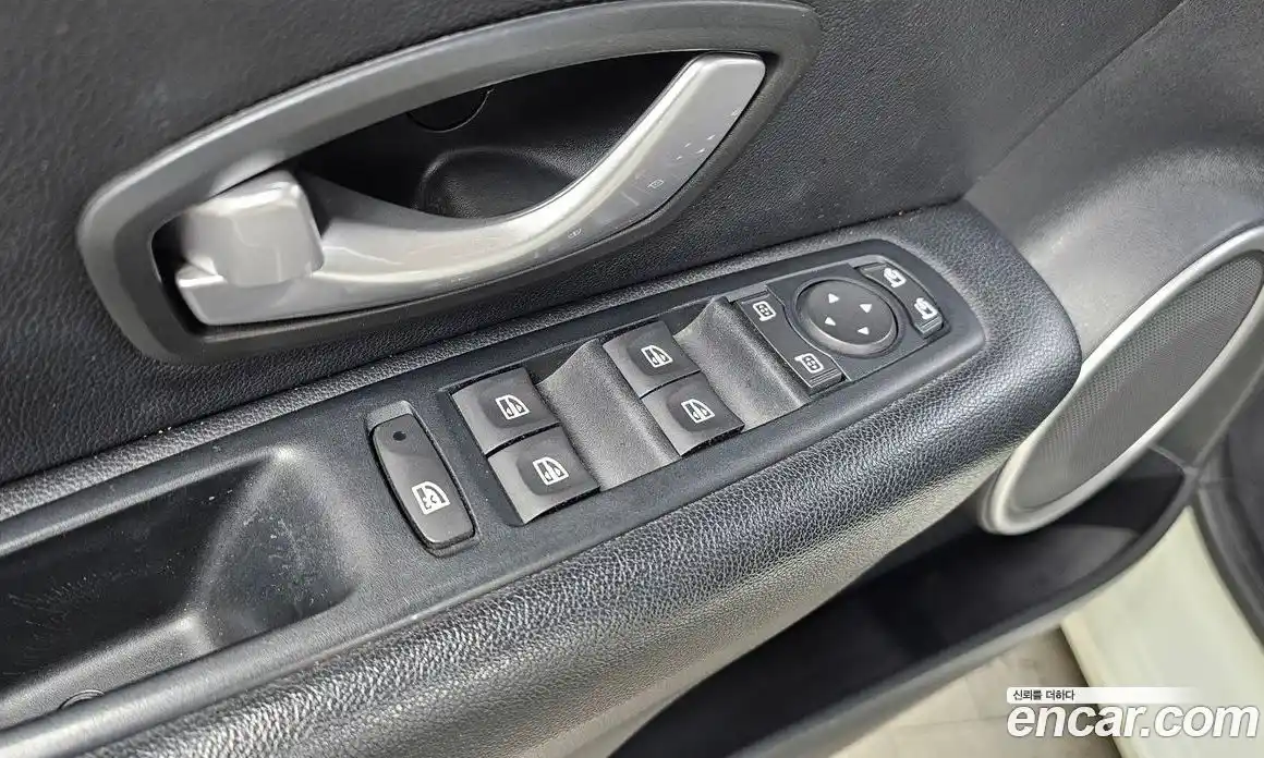 Renault SM3 2014 1.6 Автомат в Москве № 183808, фото 4