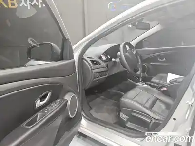 Renault SM3 2014 1.6 Автомат в Москве № 186318, миниатюра 11