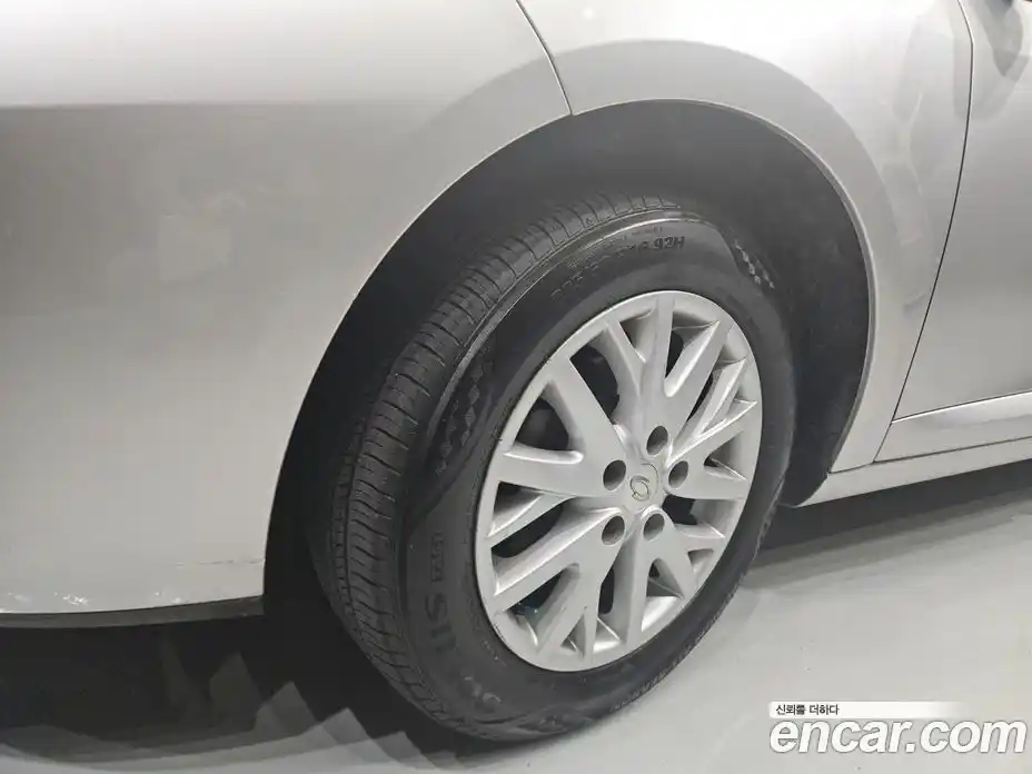 Renault SM3 2014 1.6 Автомат в Москве № 186318, фото 15