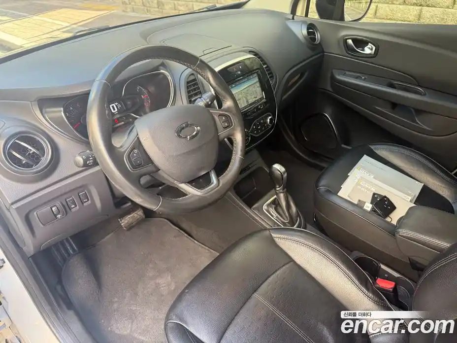 Renault QM3 2018 1.5 Автомат в Москве № 186595, фото 11