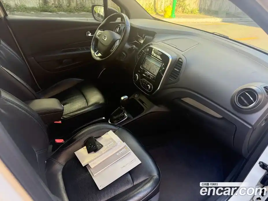 Renault QM3 2018 1.5 Автомат в Москве № 186595, фото 12