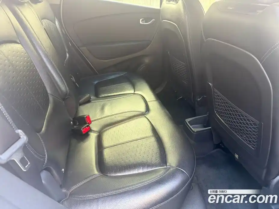 Renault QM3 2018 1.5 Автомат в Москве № 186595, фото 13