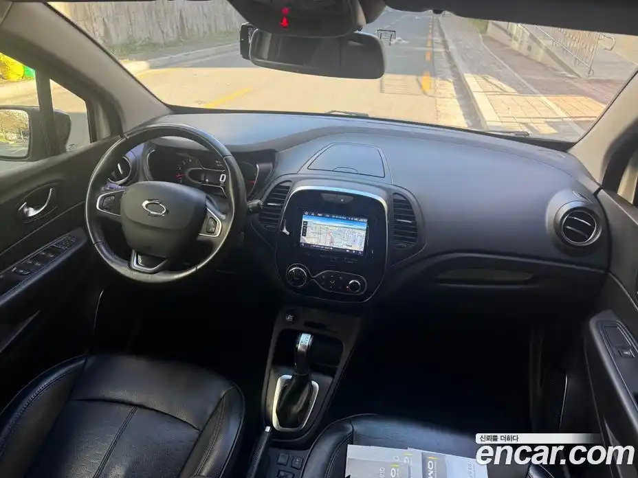 Renault QM3 2018 1.5 Автомат в Москве № 186595, фото 7