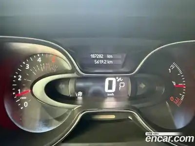 Renault QM3 2018 1.5 Автомат в Москве № 186595, миниатюра 8