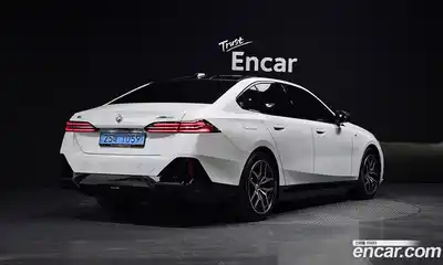 BMW i5 2025 0.2 Автомат в Москве № 187059, миниатюра 3