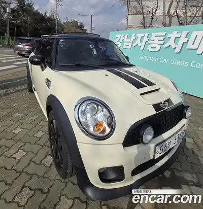 Mini Cooper, 2010
