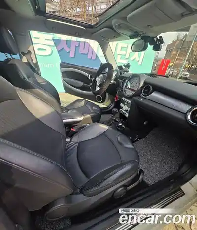 Mini Cooper 2010 1.6 Автомат в Москве № 188716, миниатюра 10